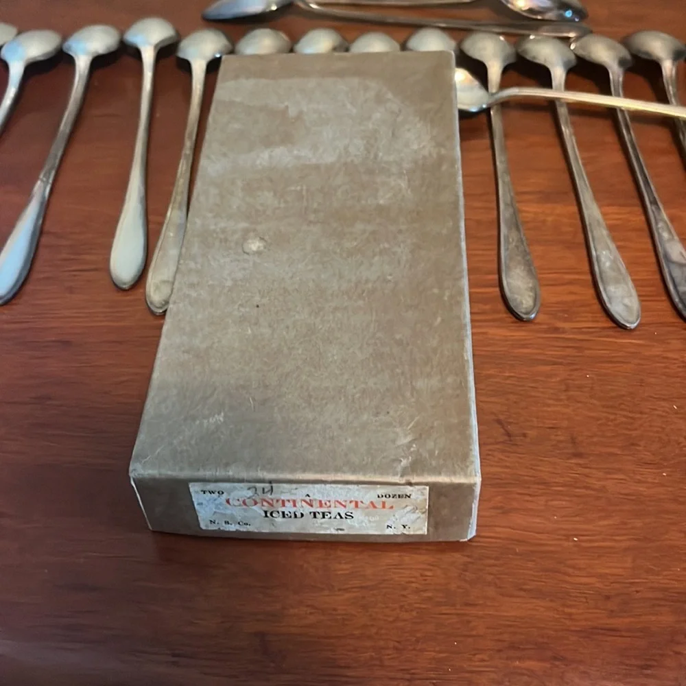 Flame (Silverplate, 1938) by National Silver Co Iced Tea Spoons Set of 19 Dining